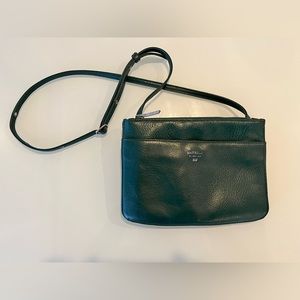 Matt and Nat Forest Green Crossbody purse